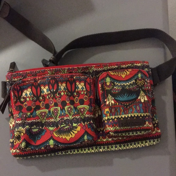 sakroots fanny pack